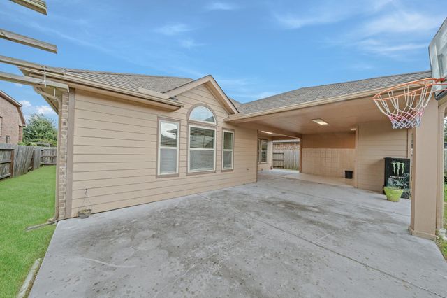 1806 Oak View Lane, Pearland, TX 77581