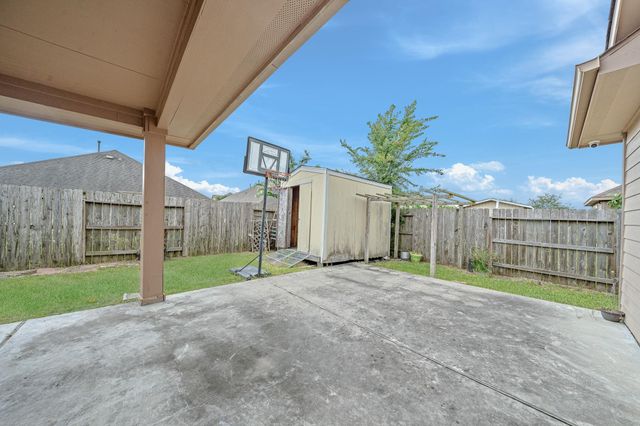1806 Oak View Lane, Pearland, TX 77581