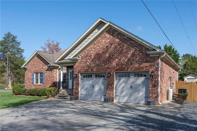 7291 Shallowford Road, Lewisville, NC 27023
