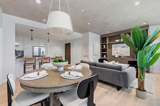 32 Traveler Street 303, Boston, MA 02118