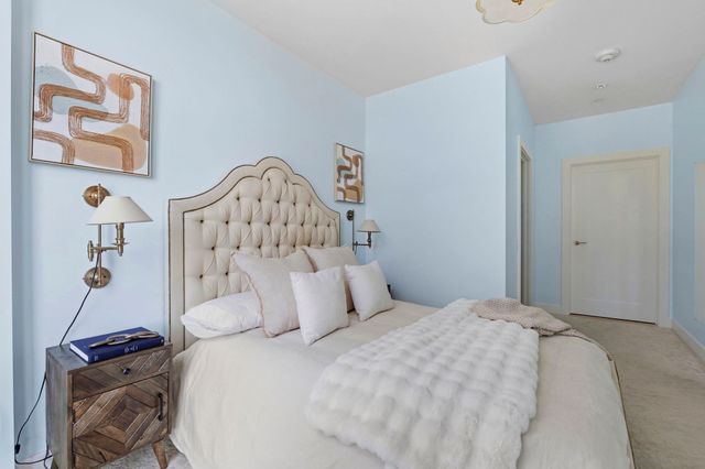 32 Traveler Street 303, Boston, MA 02118