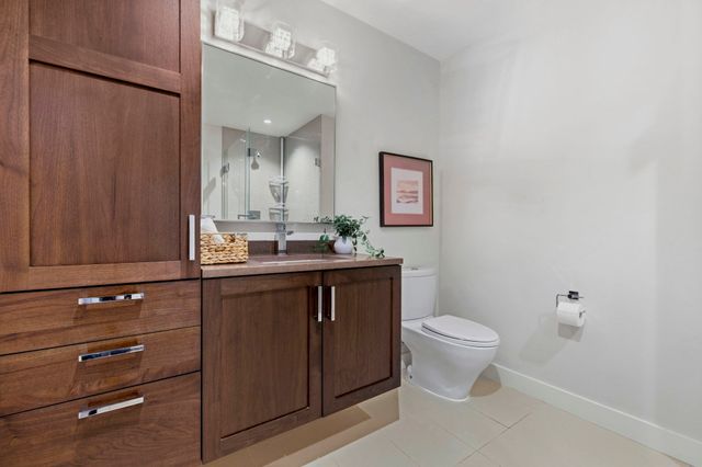 32 Traveler Street 303, Boston, MA 02118