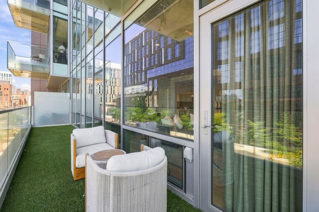 32 Traveler Street 303, Boston, MA 02118