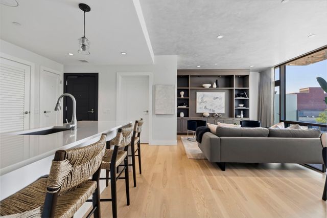 32 Traveler Street 303, Boston, MA 02118
