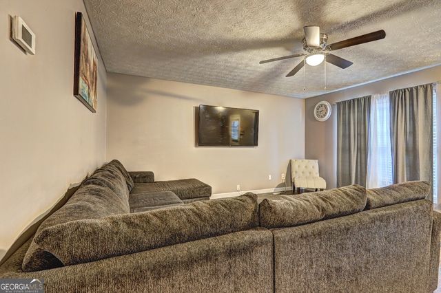 8424 Carlington Lane, Jonesboro, GA 30236
