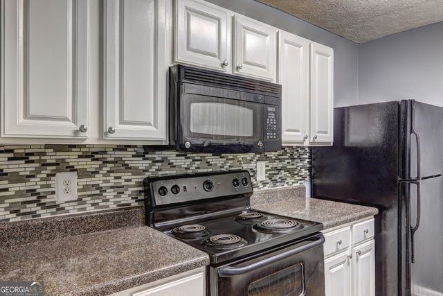 8424 Carlington Lane, Jonesboro, GA 30236