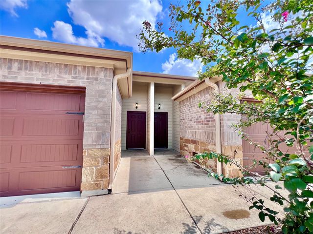 143 Samuel DR A & B, Buda, TX 78610