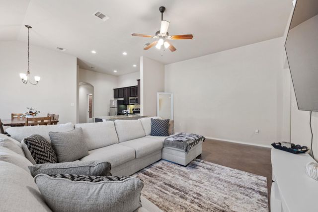 143 Samuel DR A & B, Buda, TX 78610