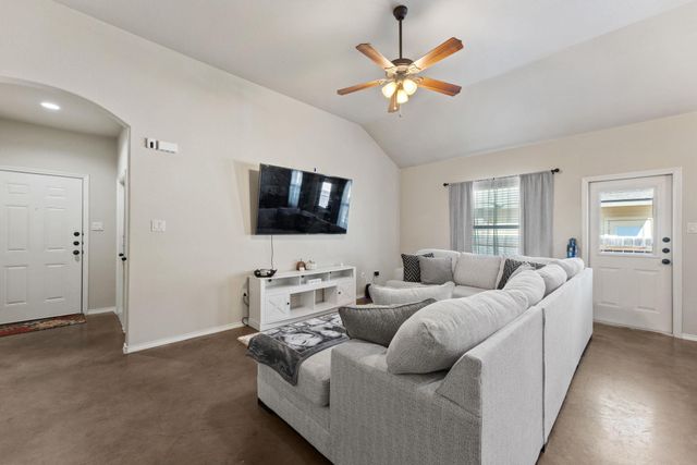 143 Samuel DR A & B, Buda, TX 78610