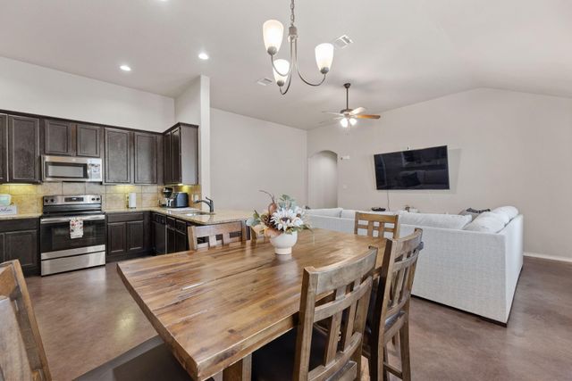 143 Samuel DR A & B, Buda, TX 78610