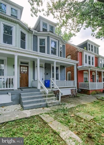 1825 BOAS ST, Harrisburg, PA 17103