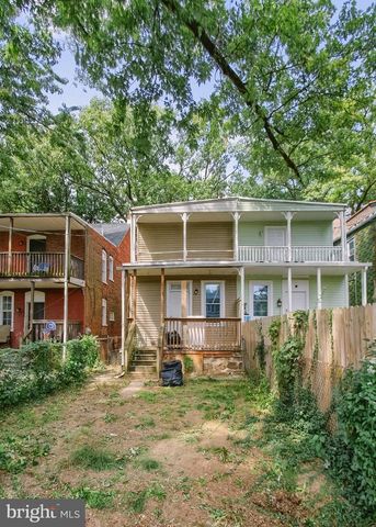 1825 BOAS ST, Harrisburg, PA 17103
