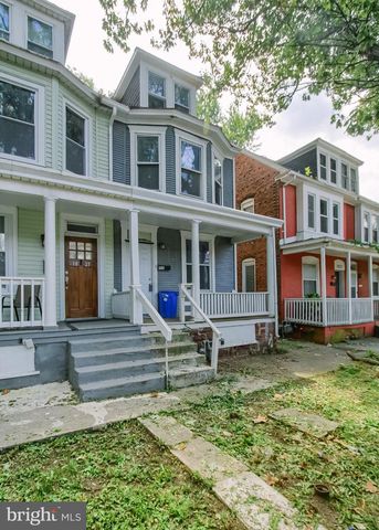 1825 BOAS ST, Harrisburg, PA 17103