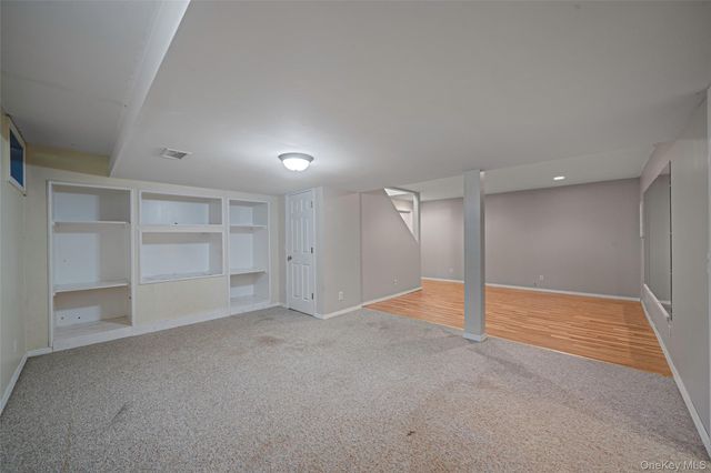 4 Carol Court, Mount Sinai, NY 11766