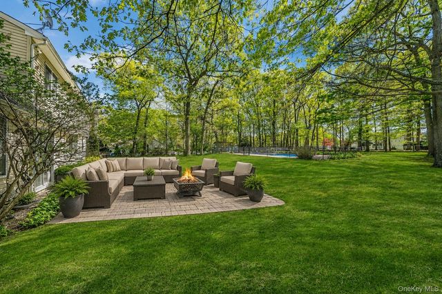 4 Carol Court, Mount Sinai, NY 11766