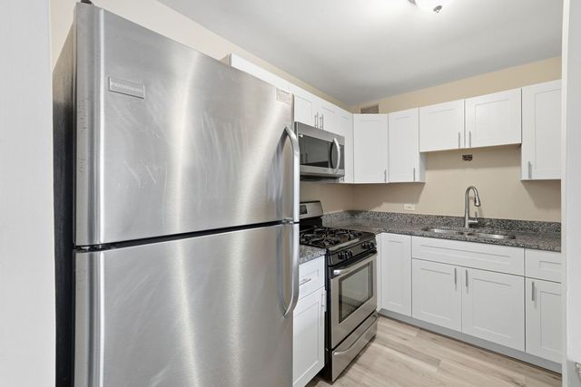 3001 S Michigan Avenue 809, Chicago, IL 60616