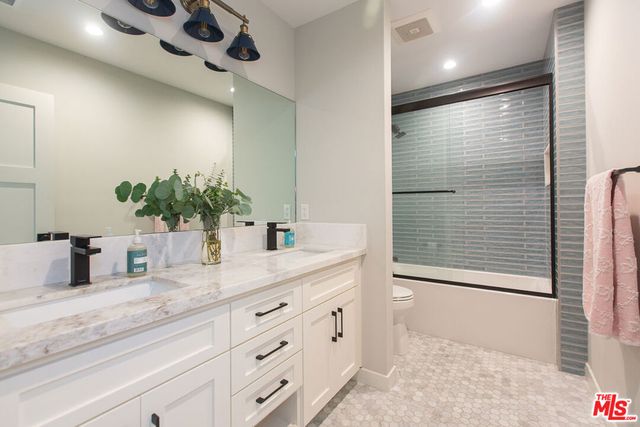 3547 Burritt Way, Glendale, CA 91214