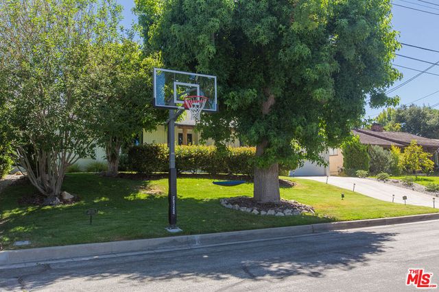 3547 Burritt Way, Glendale, CA 91214