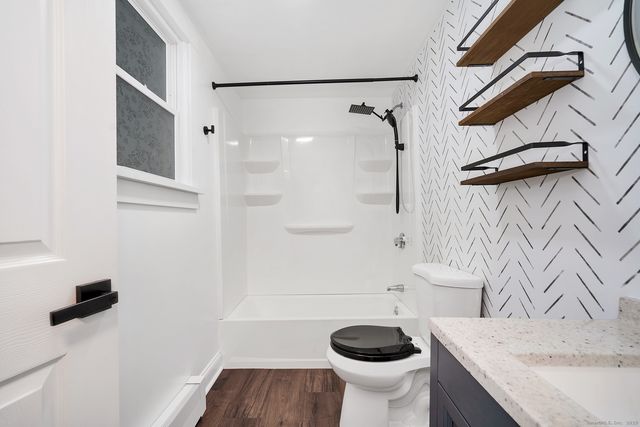 44 Summer Street, Norwich, CT 06360