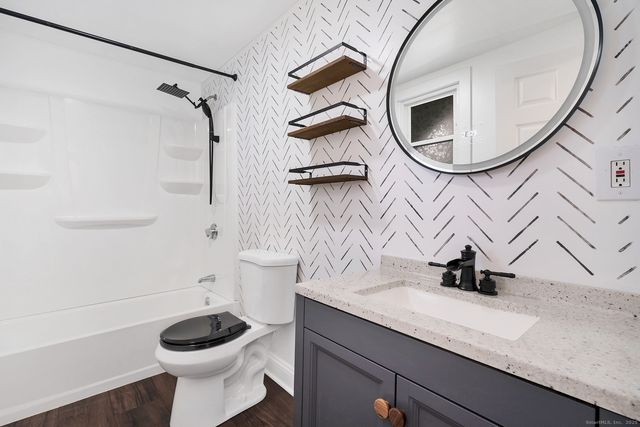 44 Summer Street, Norwich, CT 06360