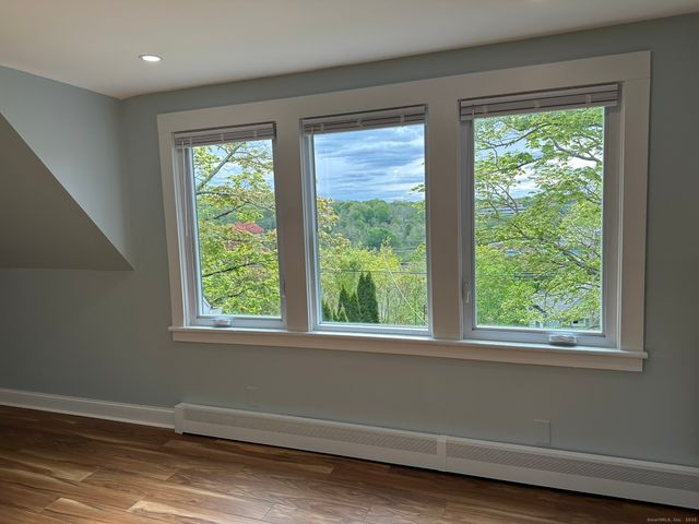 44 Summer Street, Norwich, CT 06360