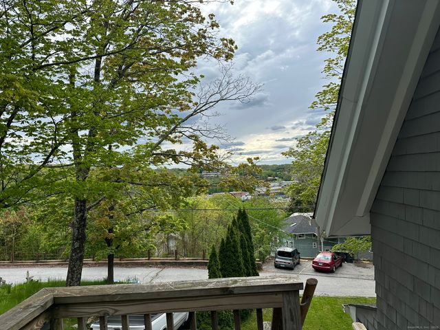 44 Summer Street, Norwich, CT 06360