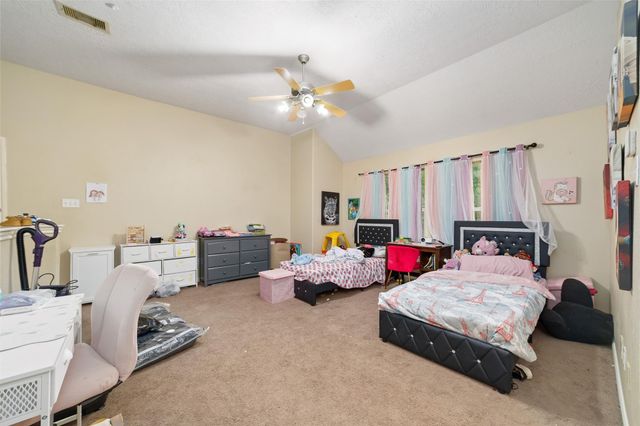 3502 White Oak Point Drive, Conroe, TX 77304