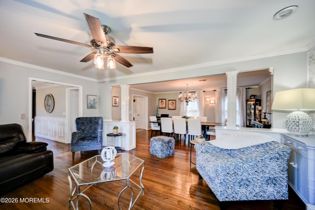 6 Jefferson Court, Freehold, NJ 07728
