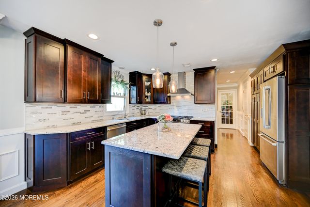 6 Jefferson Court, Freehold, NJ 07728