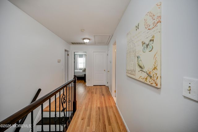 6 Jefferson Court, Freehold, NJ 07728