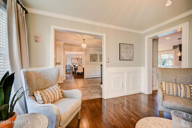 6 Jefferson Court, Freehold, NJ 07728