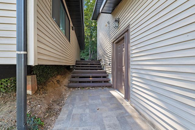 3963 E El Dorado Street, Springfield, MO 65809