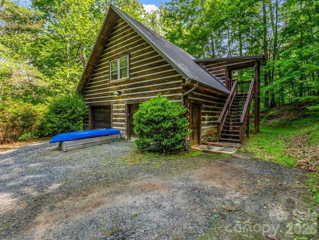 980 Mountain Forest Drive, Union Mills, NC 28167