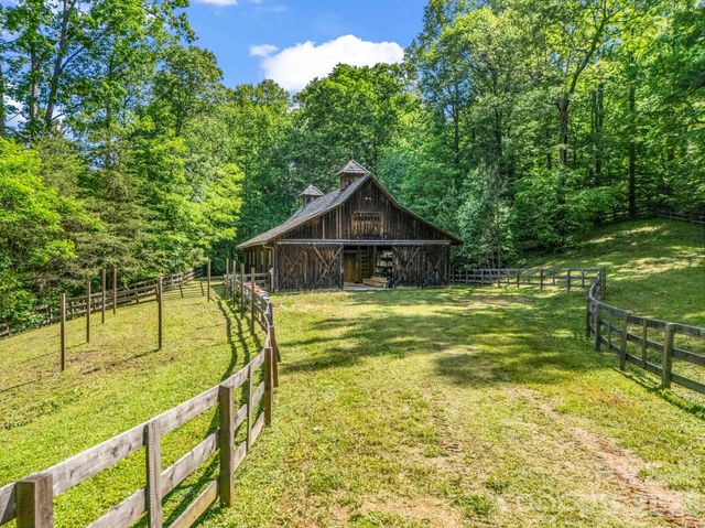 980 Mountain Forest Drive, Union Mills, NC 28167