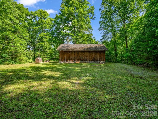 980 Mountain Forest Drive, Union Mills, NC 28167