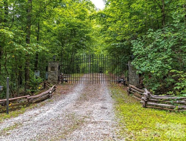 980 Mountain Forest Drive, Union Mills, NC 28167
