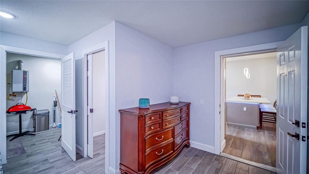 Image 11 of property listing at 13305 LACEBARK PINE ROAD, Orlando, FL 32832