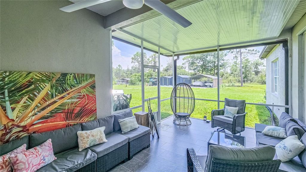 Image 29 of property listing at 13305 LACEBARK PINE ROAD, Orlando, FL 32832
