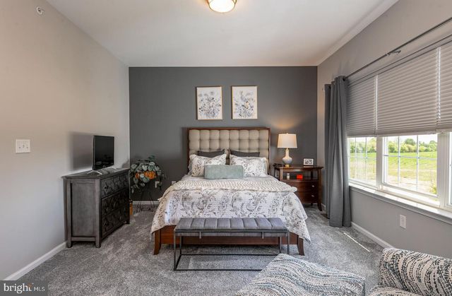 159 GOLDEN VALE DR, Royersford, PA 19468