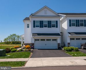 159 GOLDEN VALE DR, Royersford, PA 19468