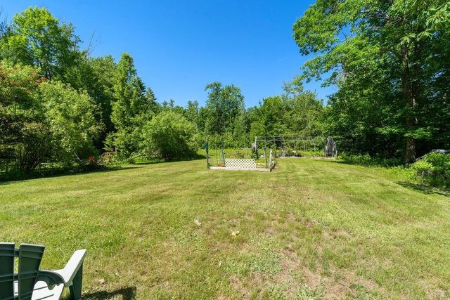 8 Cottage Court, Farmington, NH 03835