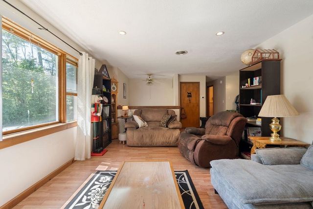 8 Cottage Court, Farmington, NH 03835