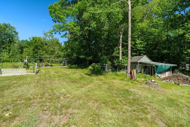 8 Cottage Court, Farmington, NH 03835
