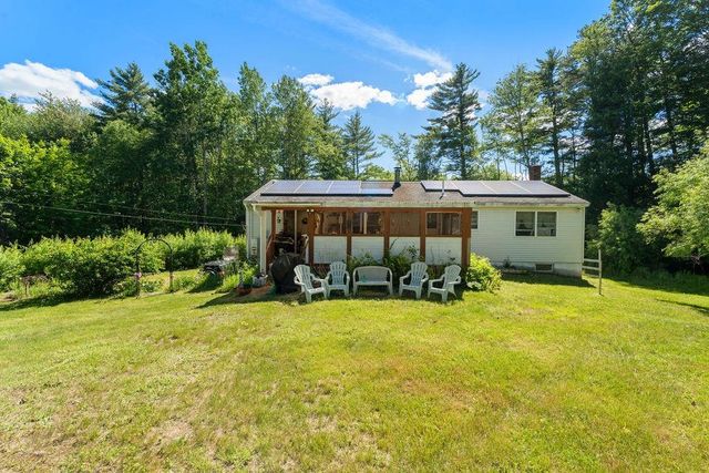8 Cottage Court, Farmington, NH 03835