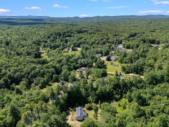 8 Cottage Court, Farmington, NH 03835