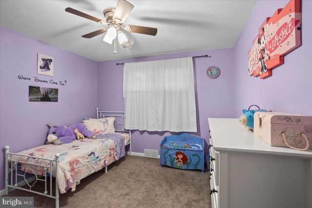 104 LAMPETER RD, Lancaster, PA 17602
