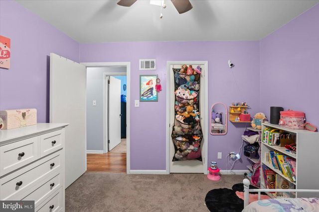 104 LAMPETER RD, Lancaster, PA 17602