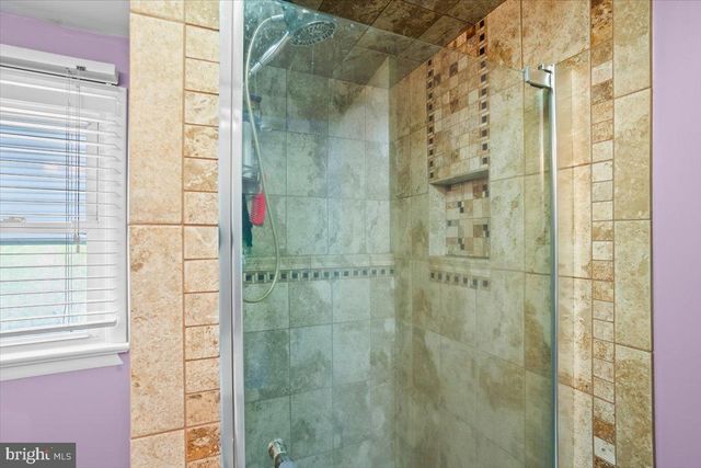 104 LAMPETER RD, Lancaster, PA 17602