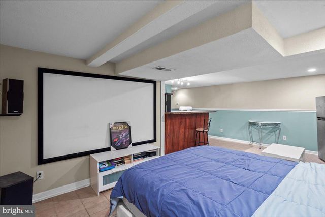 104 LAMPETER RD, Lancaster, PA 17602