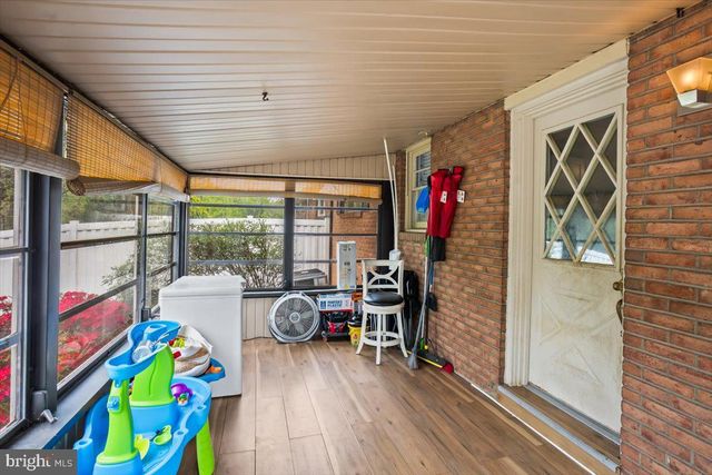 104 LAMPETER RD, Lancaster, PA 17602
